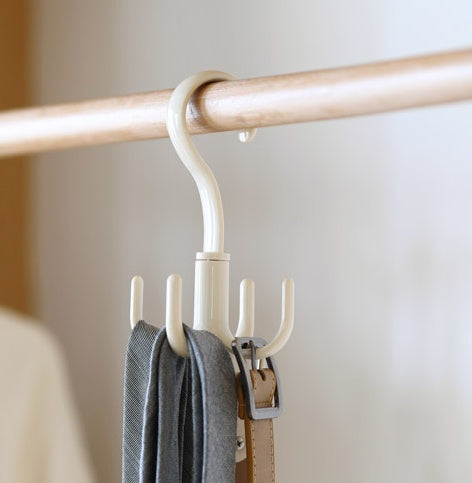 Multi-functional Rotary plastic hanger